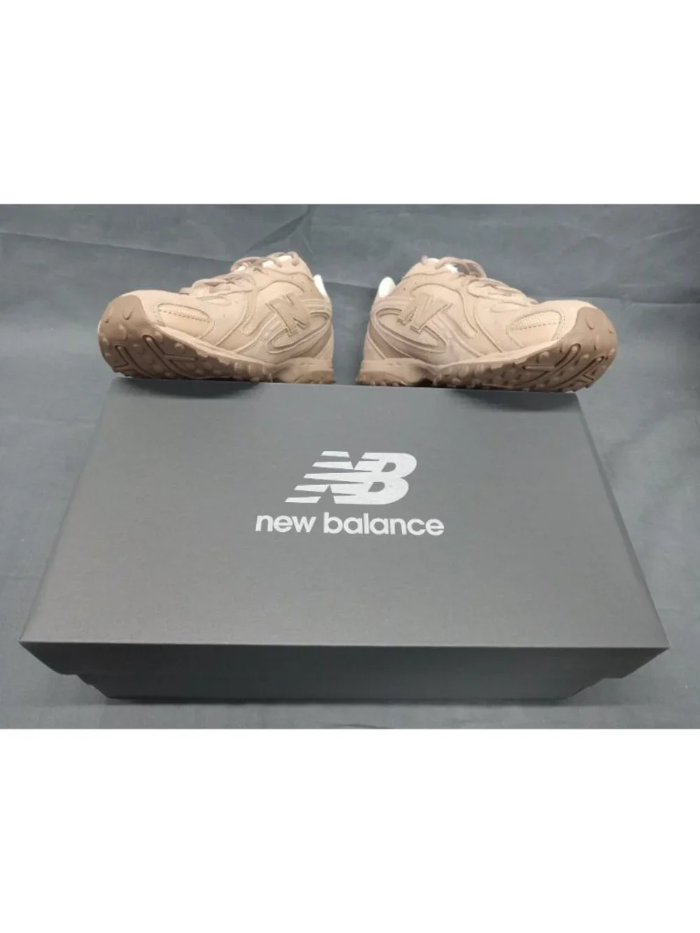 New Balance 204L Lace (GS) Sneaker G204L5CB Grey Beige Boys Size 6 NEW IN BOX!